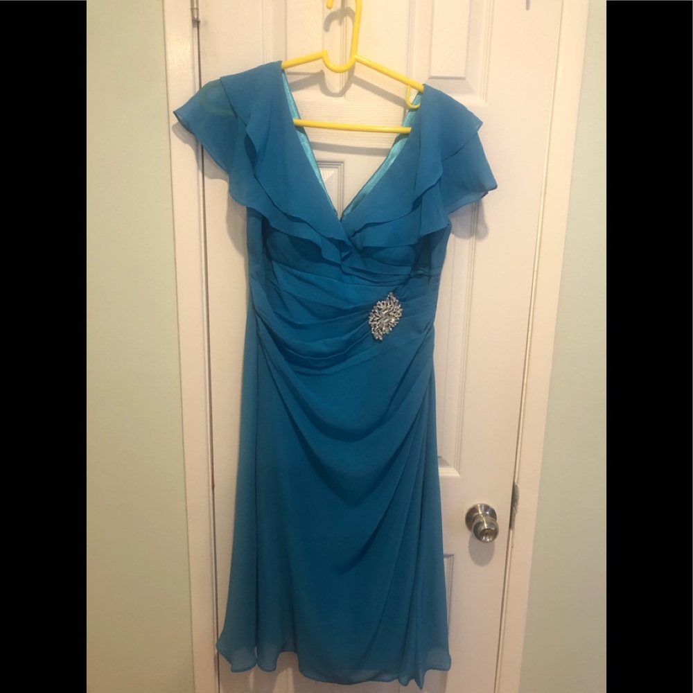 Long beautiful dress for prom or wedding parties